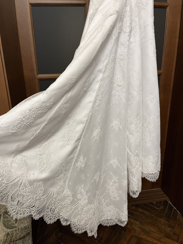 Весільна сукня, продам xs