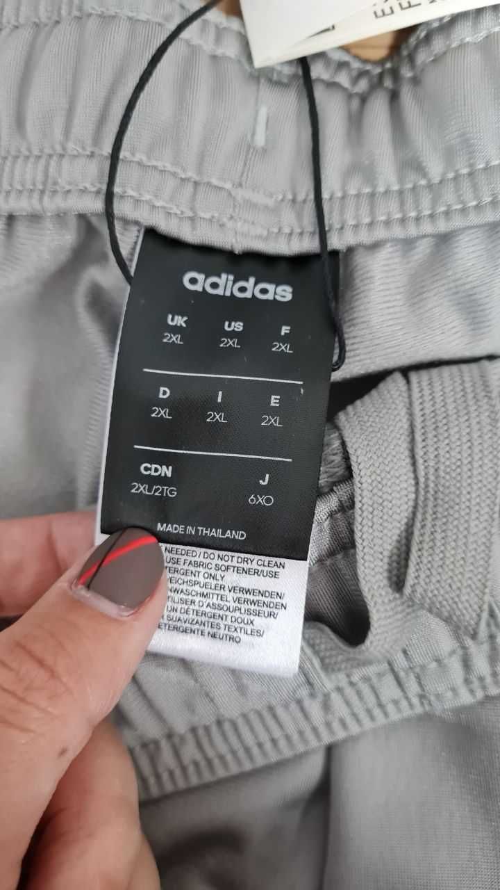 Спортивный костюм мужской Adidas