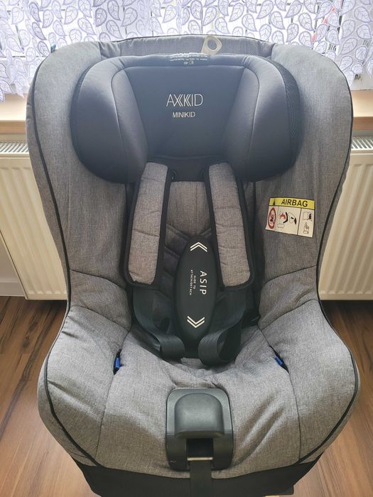 Fotelik samochodowy AXKID MINIKID