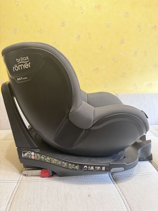 Детское автокресло britax romer i-size