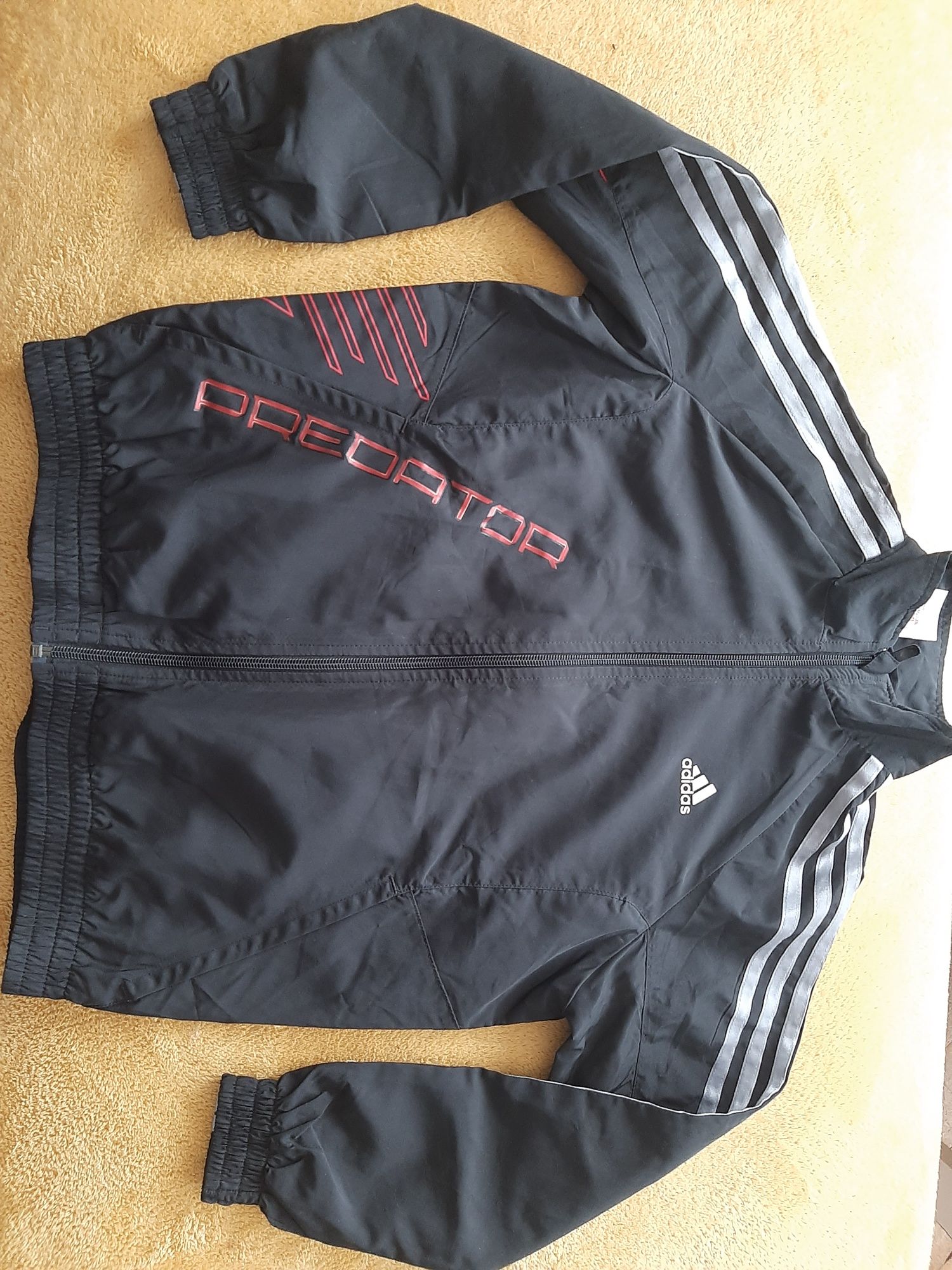 Kurteczka/bluza Adidas 9-10l 140cm