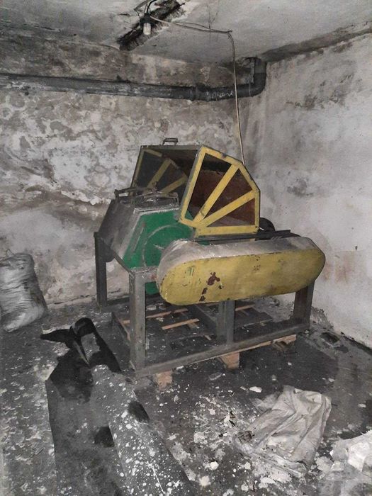 Продам  машину по литью алюминиевых деталей под давлением