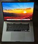 MacBook Pro 16 Mid 2019 Space