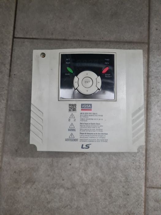 Falownik 4KW LG SV040iG5A-4