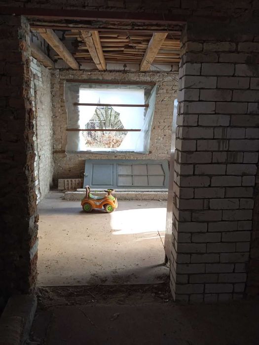 Продаж будинку, дачі