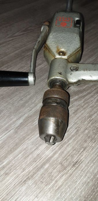 Zabytkowa wiertarka ręczna MADE IN USSR