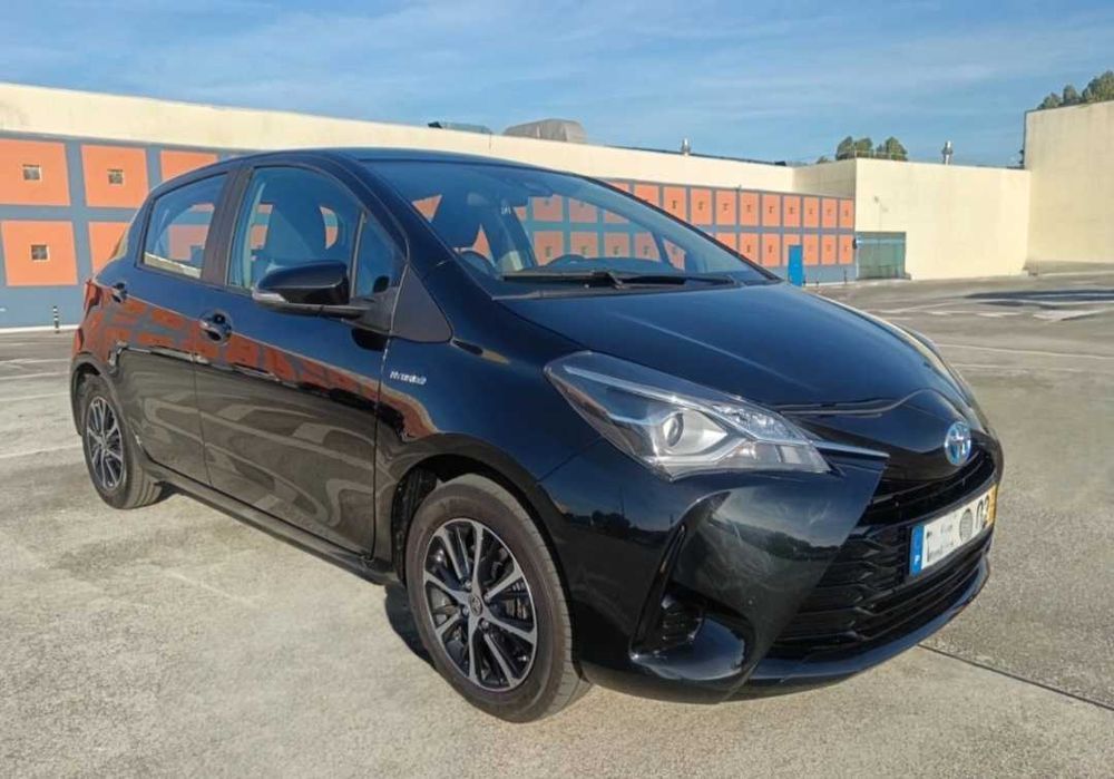 Toyota Yaris Híbrido - 19