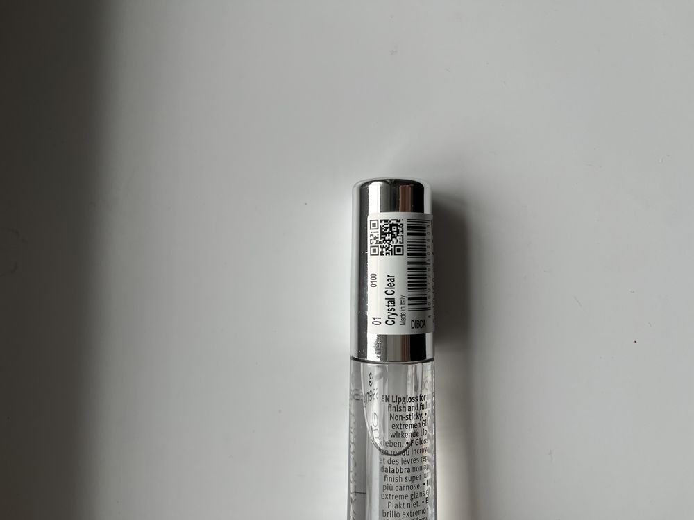 Блиск для губ Essence Extreme Shine