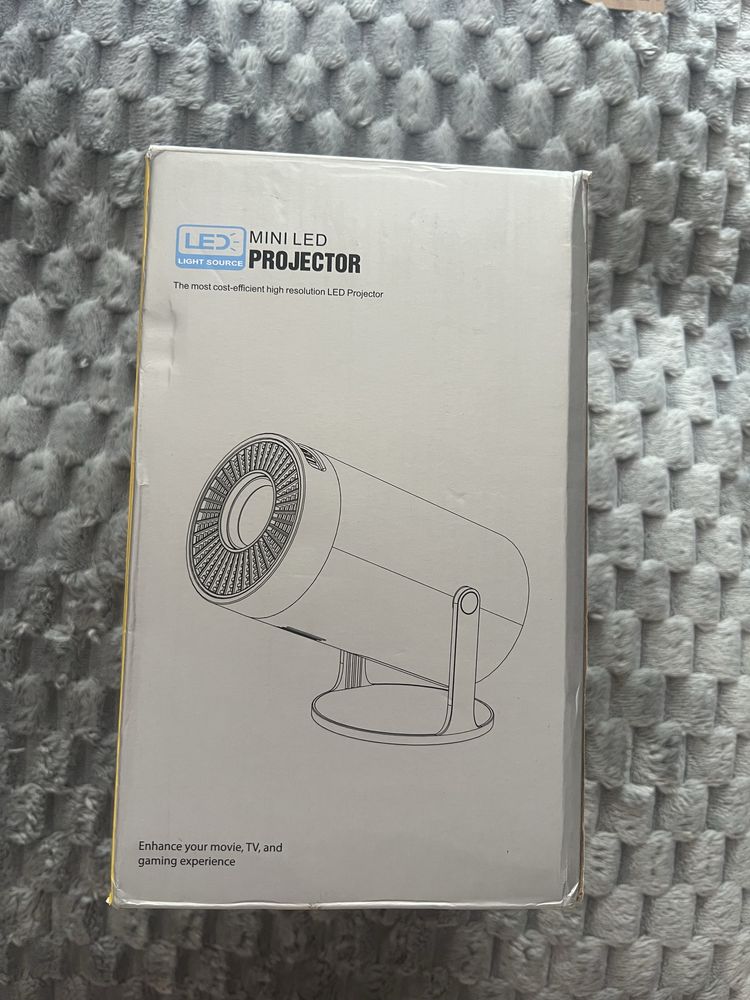 Projektor AMX100