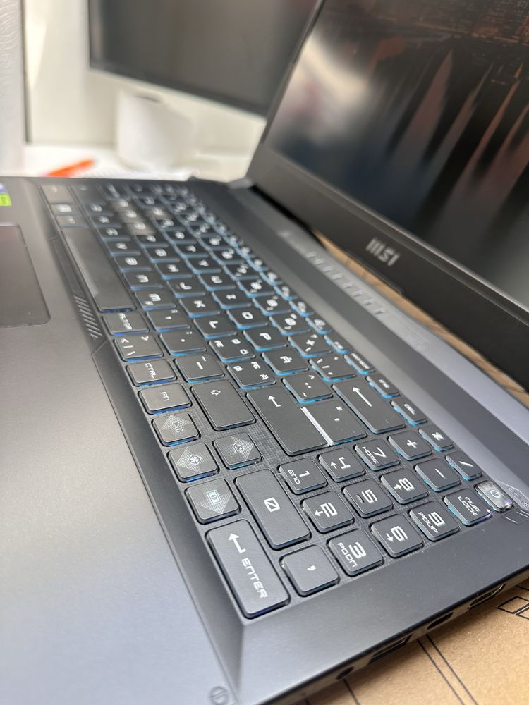 MSI Katana 15 B13VGK Laptop Gamingowy i9 RTX 4070
