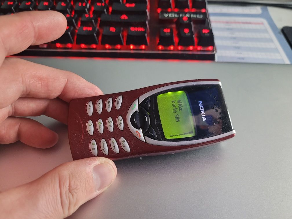 Fabrycznie Oryginalna Nokia 8210