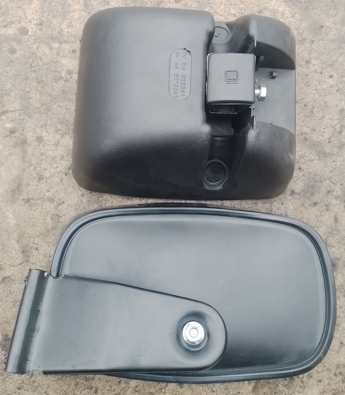 Продам зеркало Daf