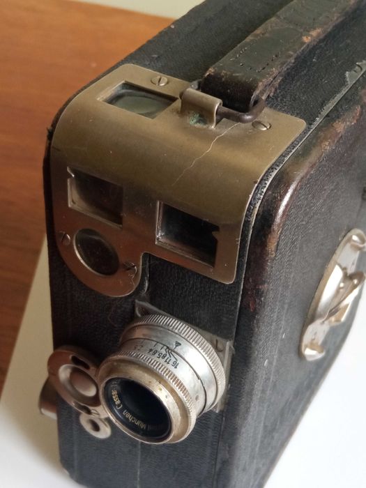 Камера Cine Nizo