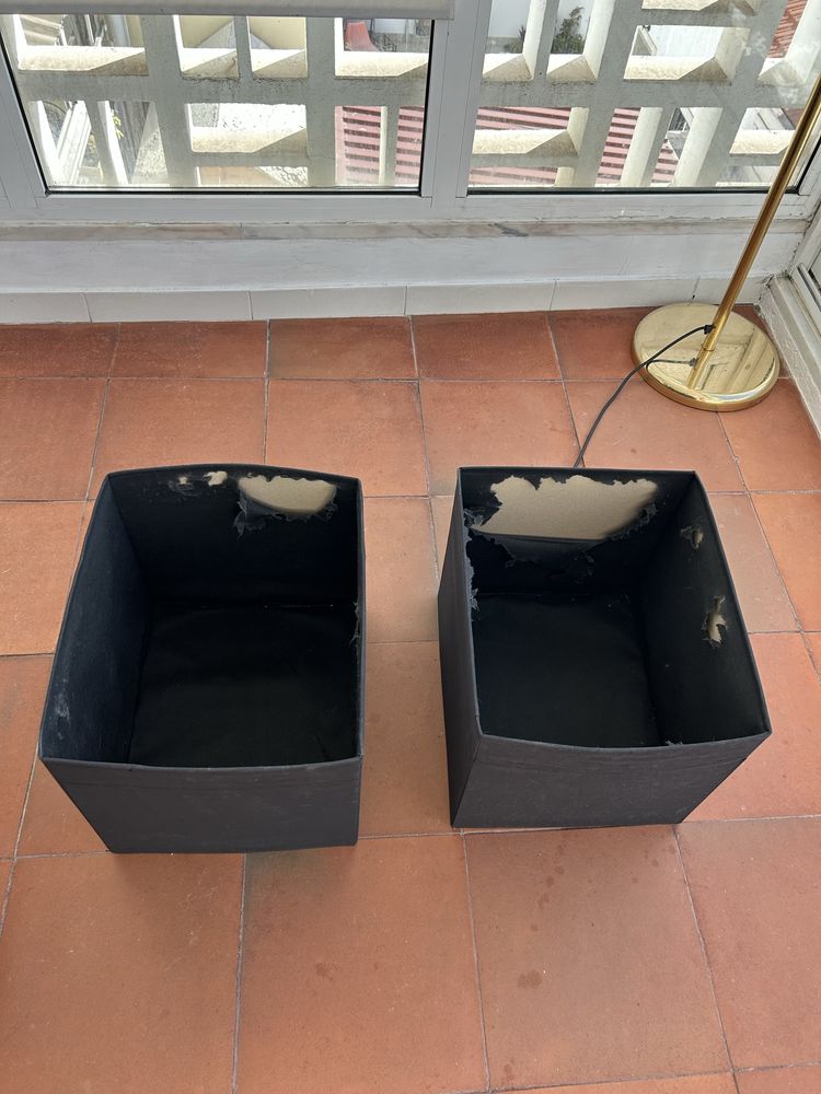Estante IKEA KALLAX 4×4 com 4 portas – Ajuda, Lisboa