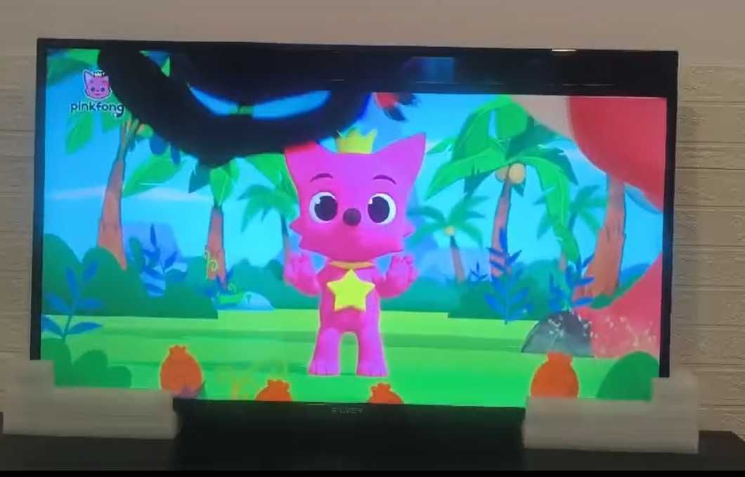 Smart TV Silver 4K 50'' 410884