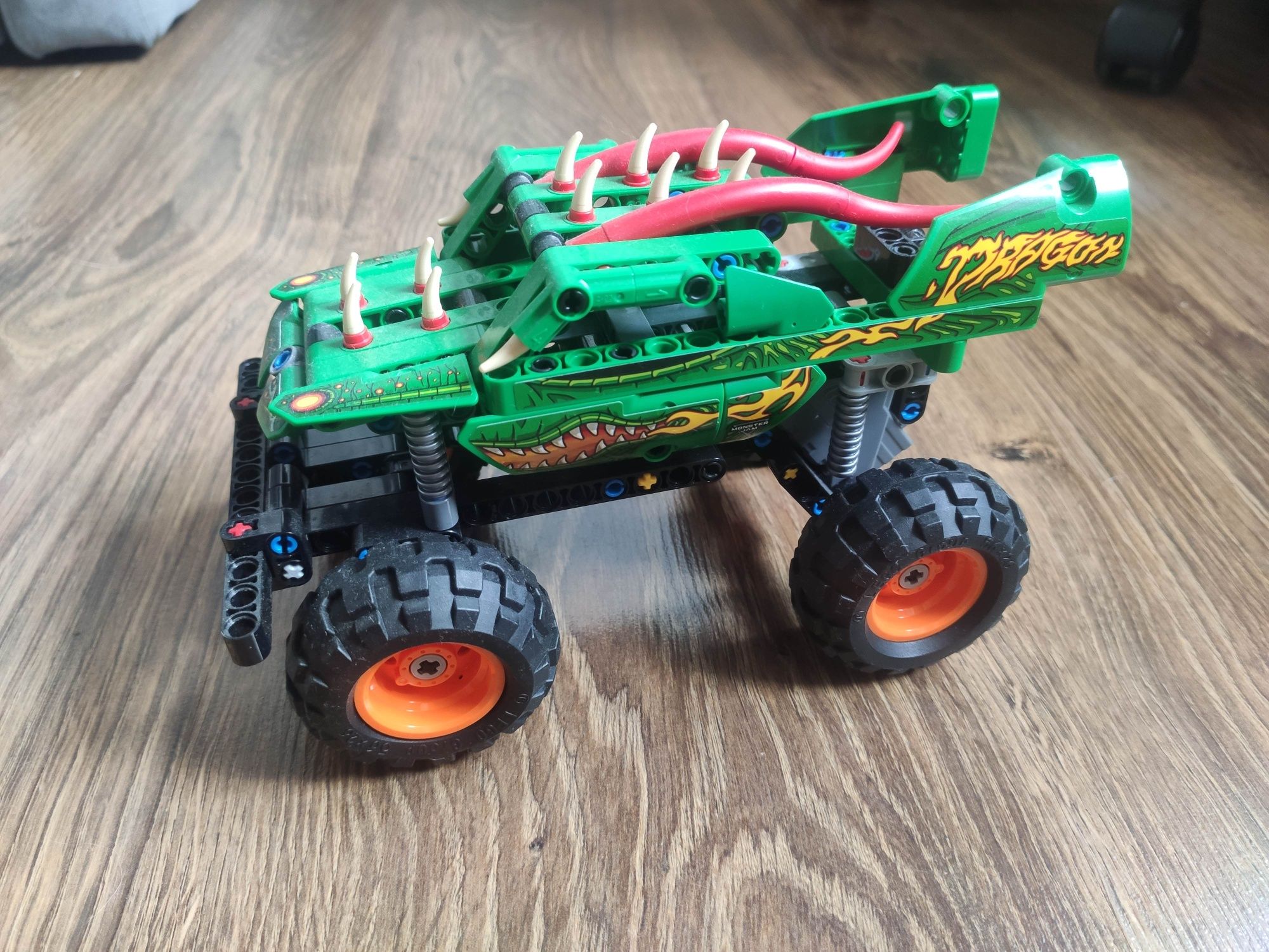 Monster jam LEGO technic 42150 stan bdb