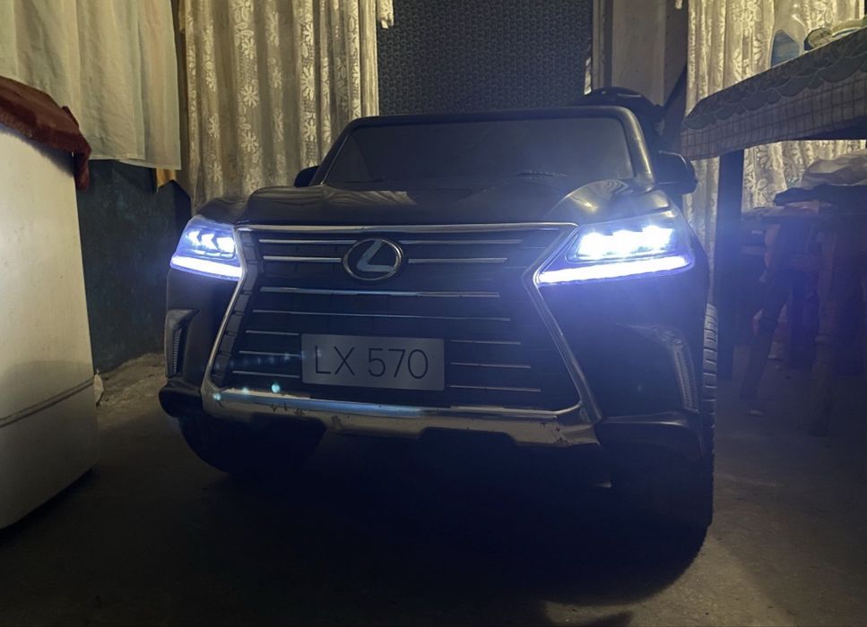 Електро автомобіль дитячий Lexus lx-570