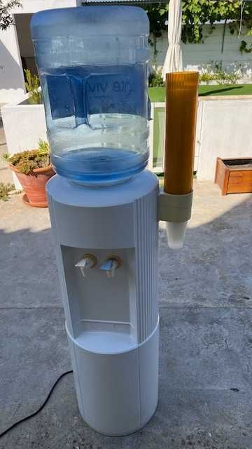 Dispensador de Agua Fresca