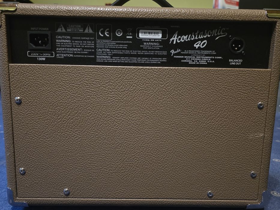 Wzmacniacz gitarowy Fender Acoustasonic 40