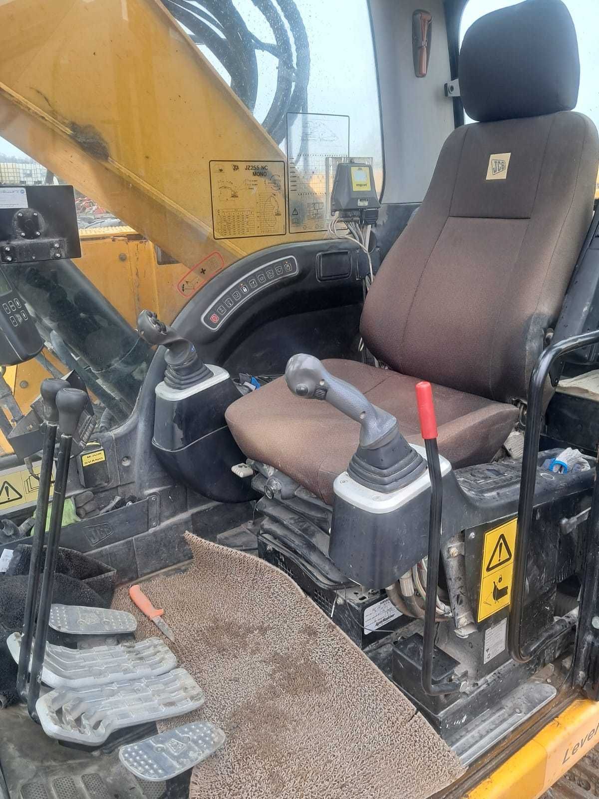 Import jcb js 260 jz255 .kredyt.transport .leasing 8900mtg rok 2013