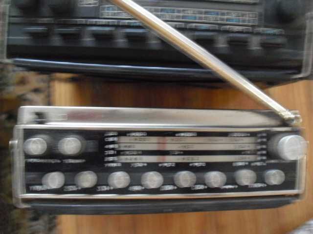 радіо штатне в автомобілі СРСР.