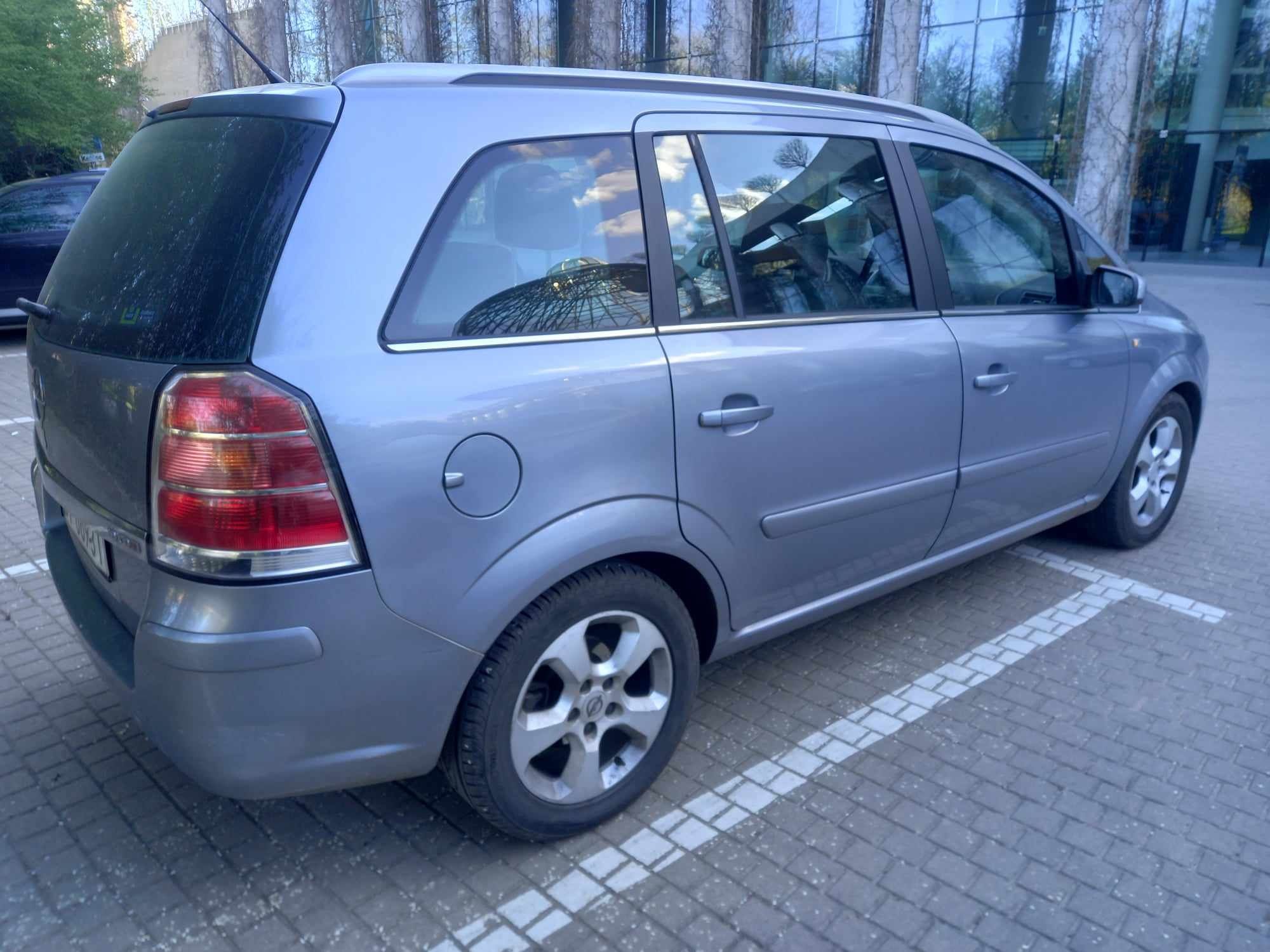 Opel Zafira, 2005