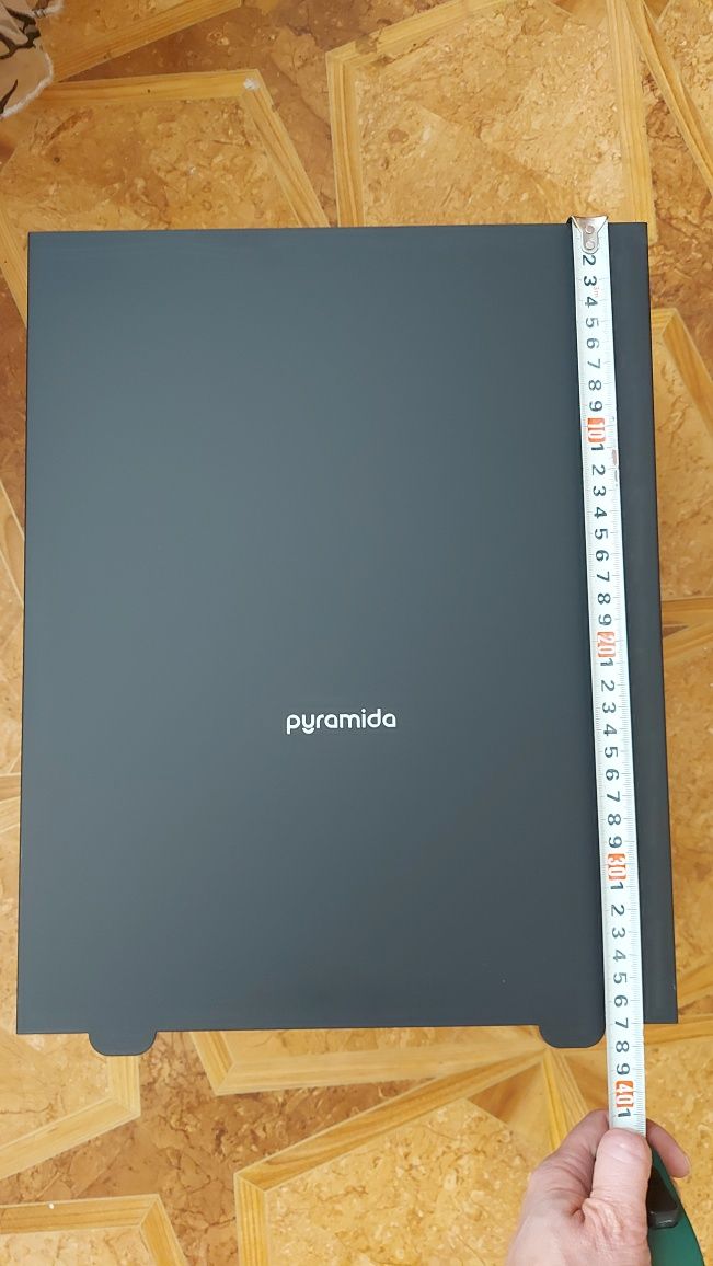 Короб для витяжки Pyramida