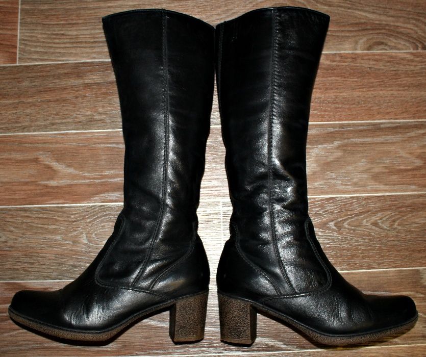 Сапоги кожаные Зимние осенние Демисезонные Размер - 38 черные каблук