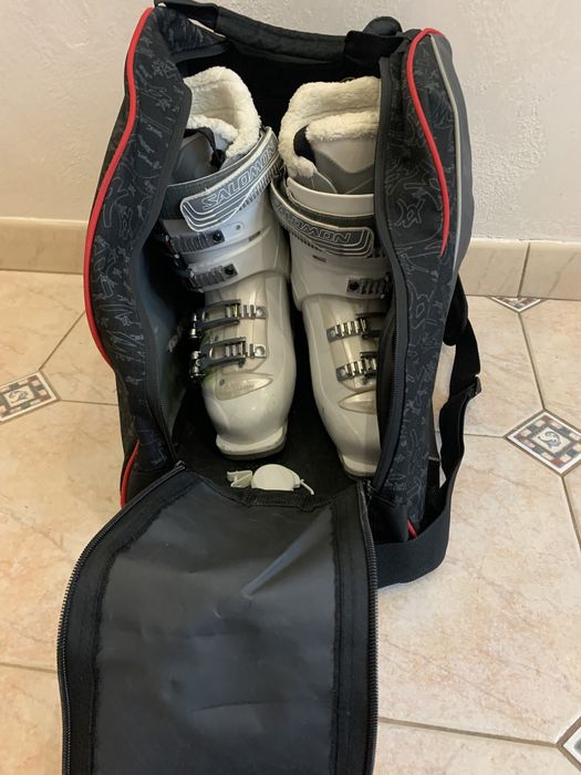 Горнолыжные ботинки Salomon Charm