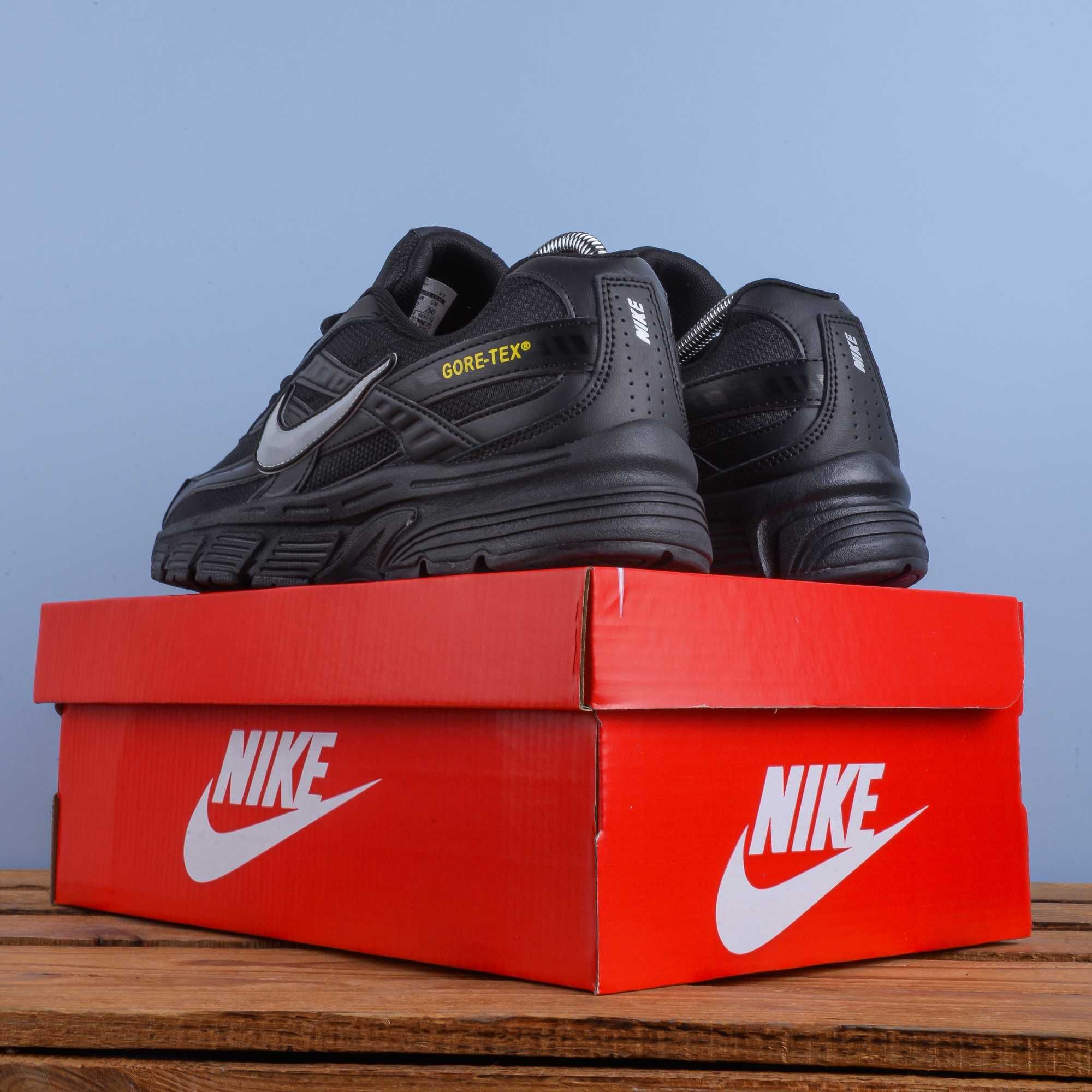 (1939) Чоловічі Кросівки Nike Initiator повністю чорні (41-45)
