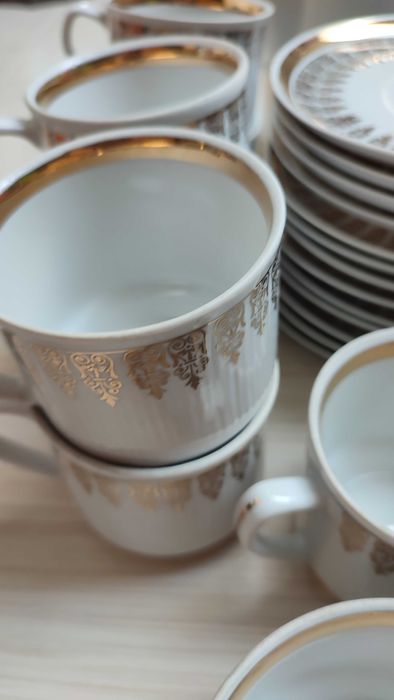 Serwis kawowy na 13 osób- Porcelana Chodzież, Roman