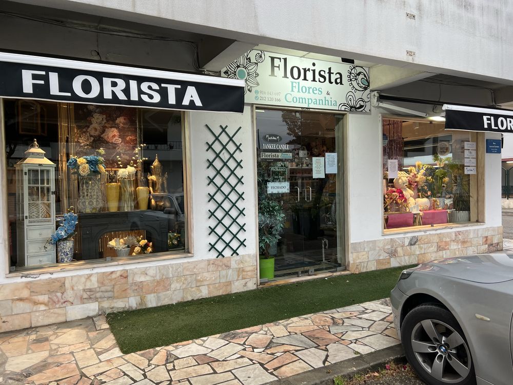 Toldo em tecido como novo
