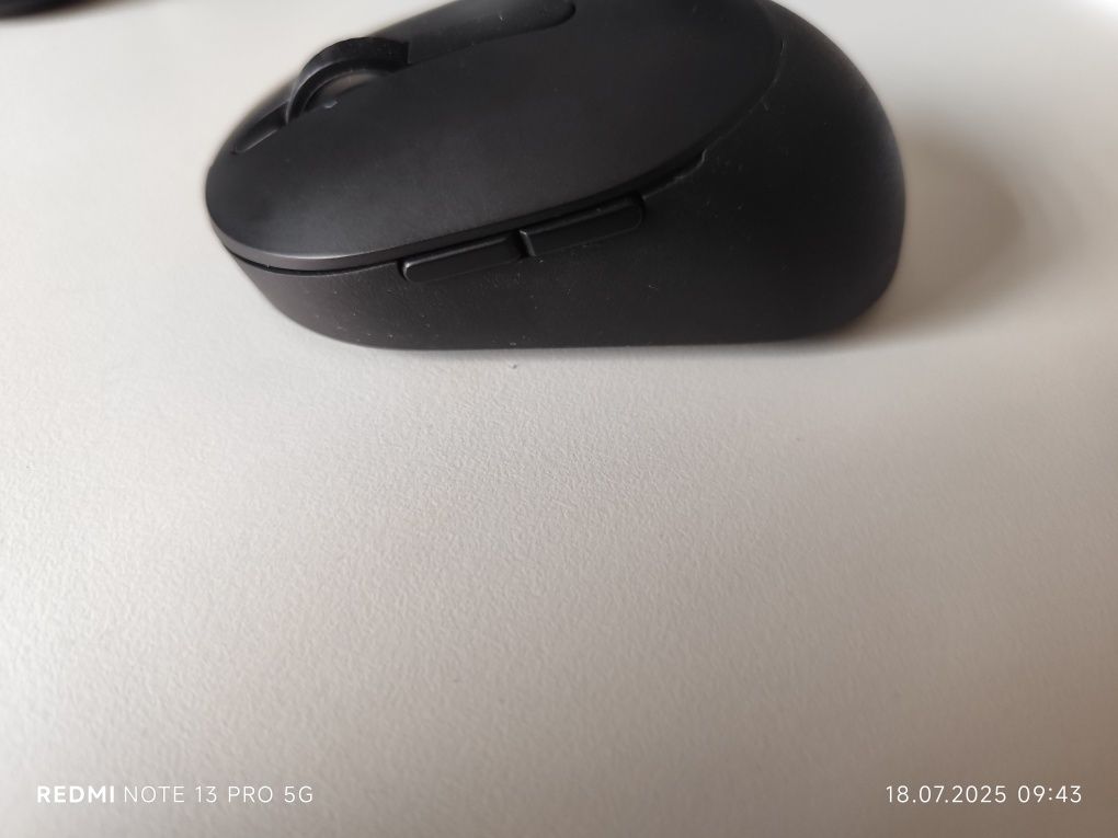 Mysz  logitech ms5120w sprawna działa bluetooth brak usb recivera. . B