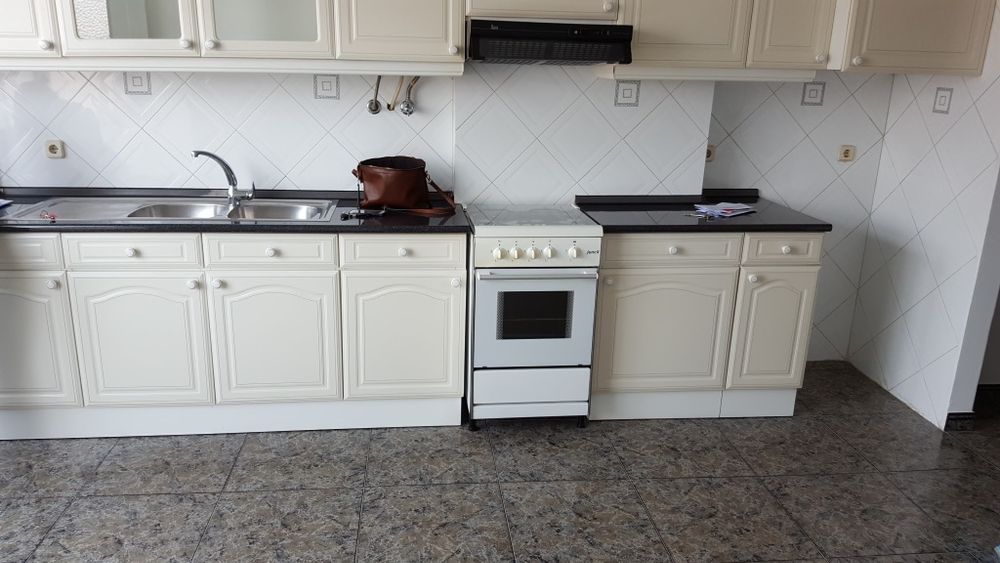 Arrendamento t2 em loures barro