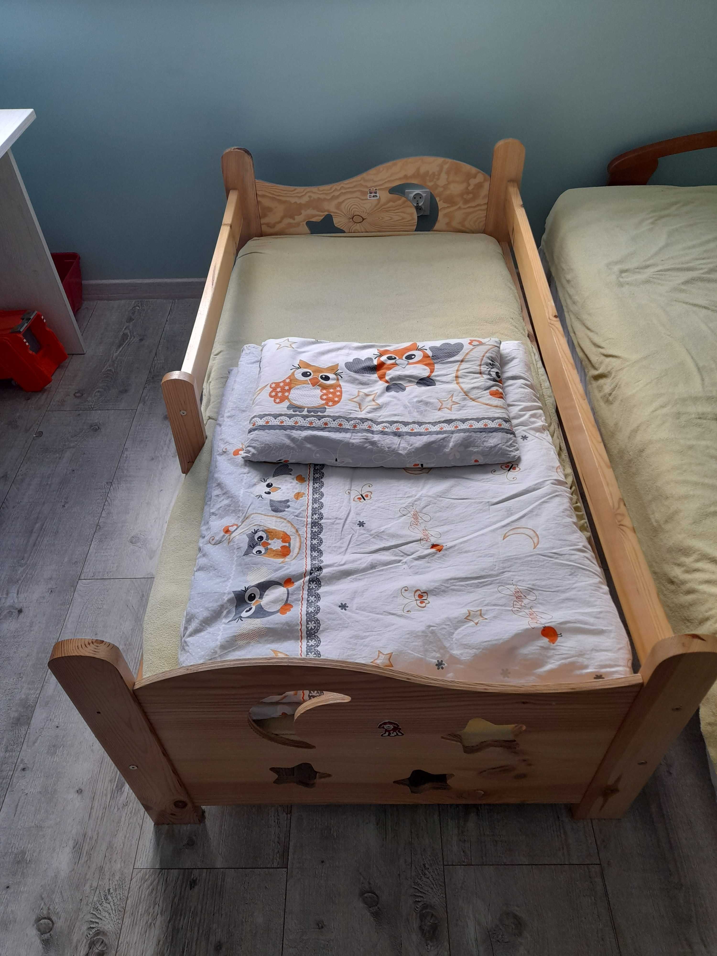 Łóżko sosnowe dziecięce 160 x 80 + pościel + materac.
