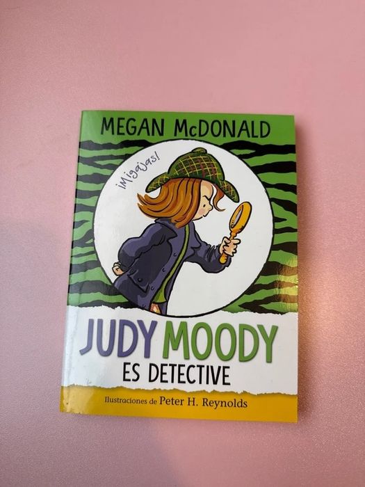 Judy Moody es detective, Megan McDonald, książka po hiszpańsku