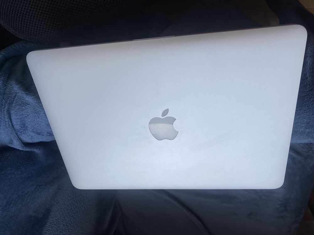 Macbook pro состояние отличное