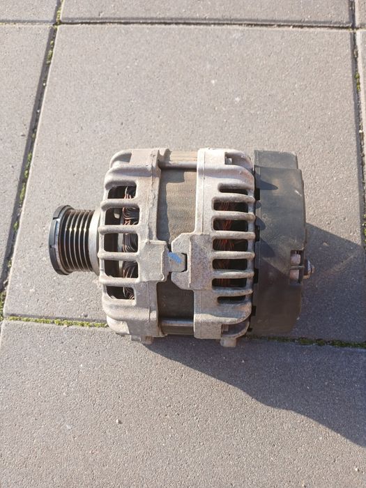 Alternator Audi A5 2.0 tdi