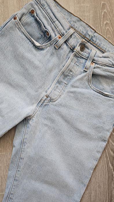 Джинси Levis 501