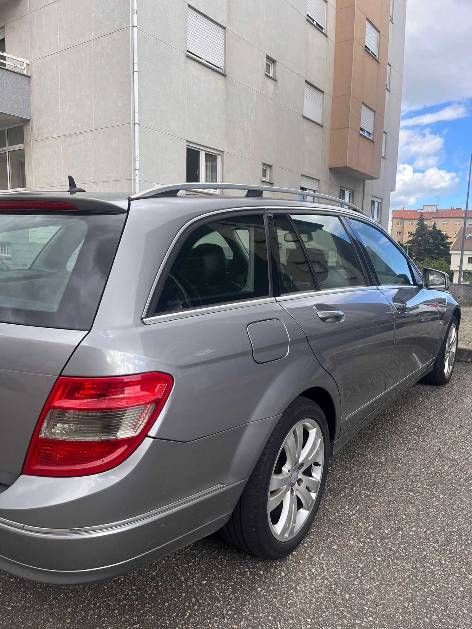 mercedes w220 em bom estado.