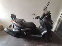 Xmax 400 + banco comfort + encosto de pendura