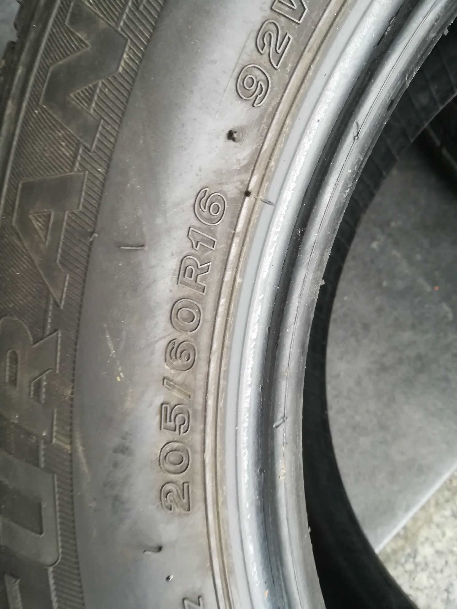 4 pneus 205 60 r16 Bridgestone