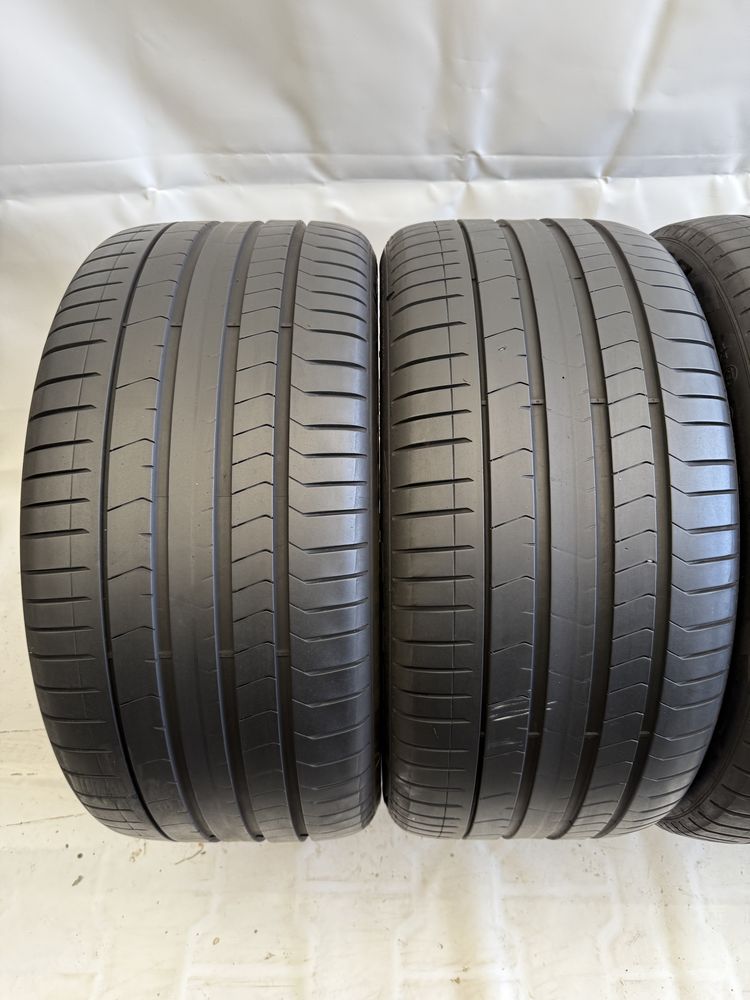 275/40/21-315/35/21 Pirelli P Zero Run-Flat