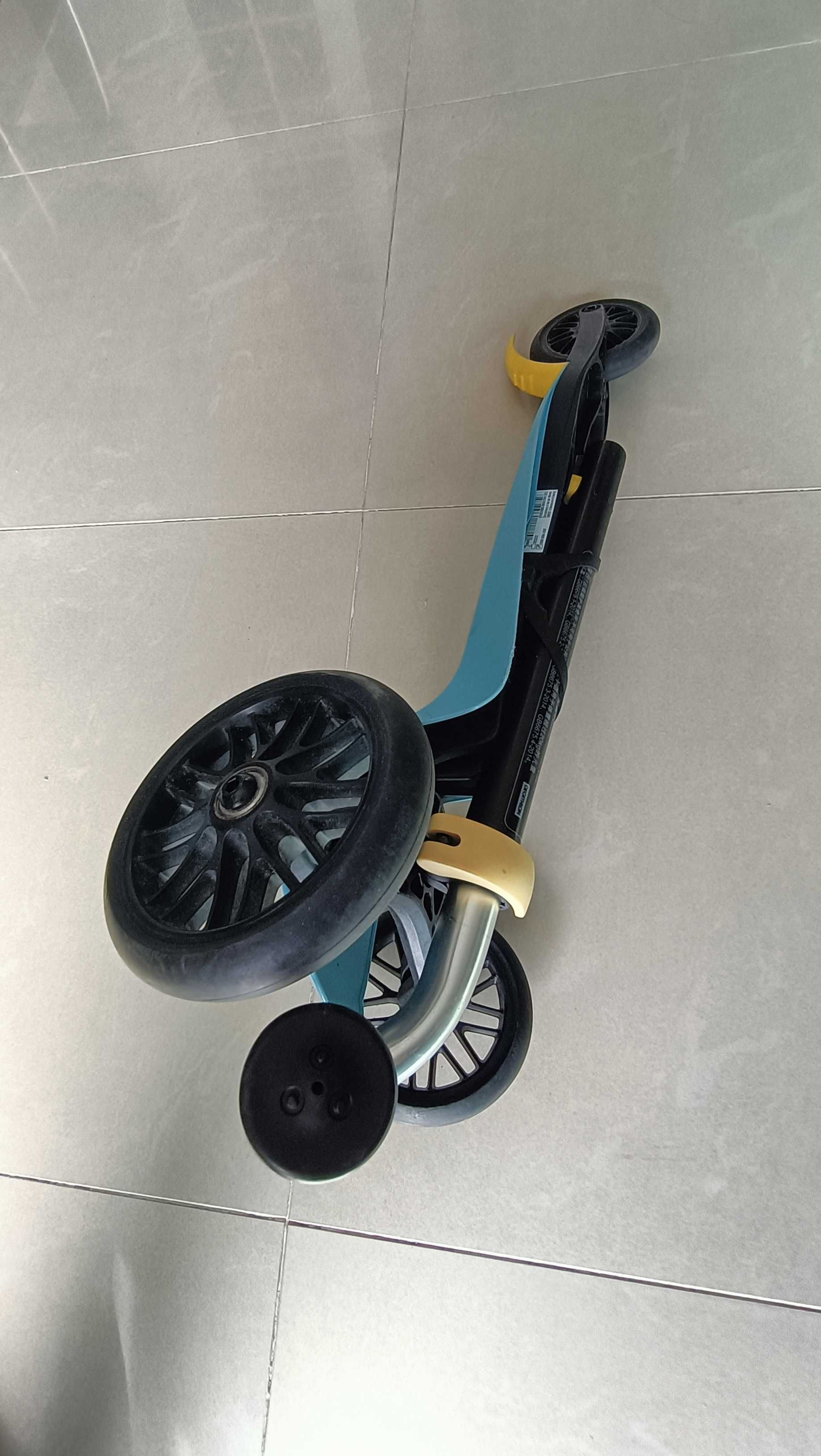 Trotinete de criança, Oxelo B100 3 rodas (Decatlhon)