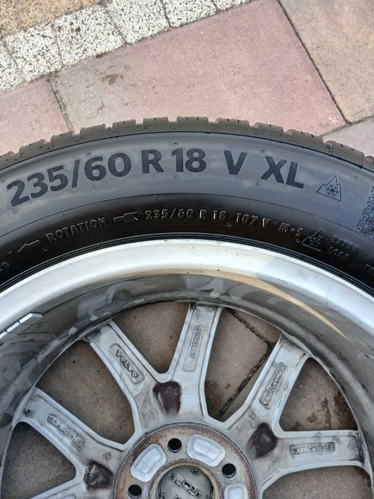 Opony wielosezonowe Continental 235/60 R 18 V XL