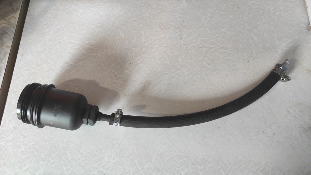 Пристрій, Приспособа Для виміру тиску мастила в двігун М 271 Мерсе