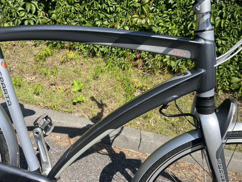 Ładny rower elektryczny SPARTA ION RX+ 36V Nexus 8/A