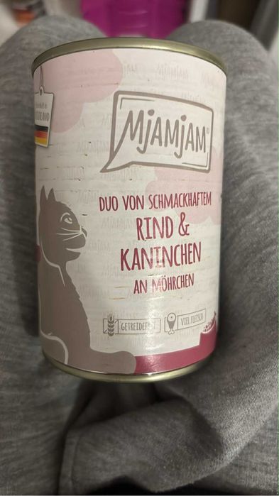 Mjammjam 18 puszek. Delikatna kaczka i kurczak z marchewką