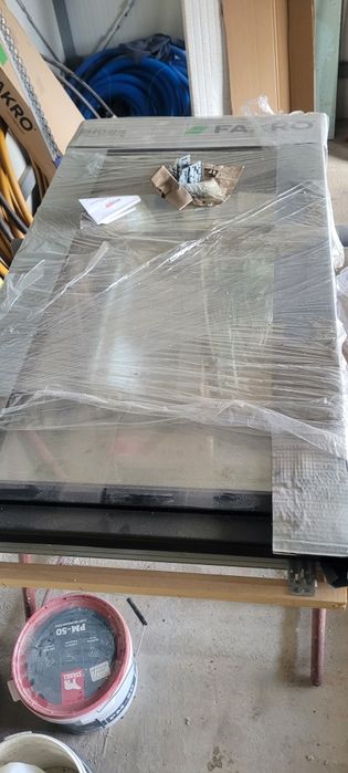 Okno dachowe fakro 78 x 140