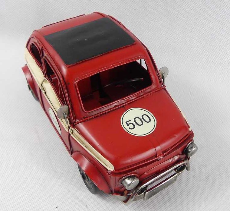 Metalowy czerwony model FIAT 500 pojazd AUTO